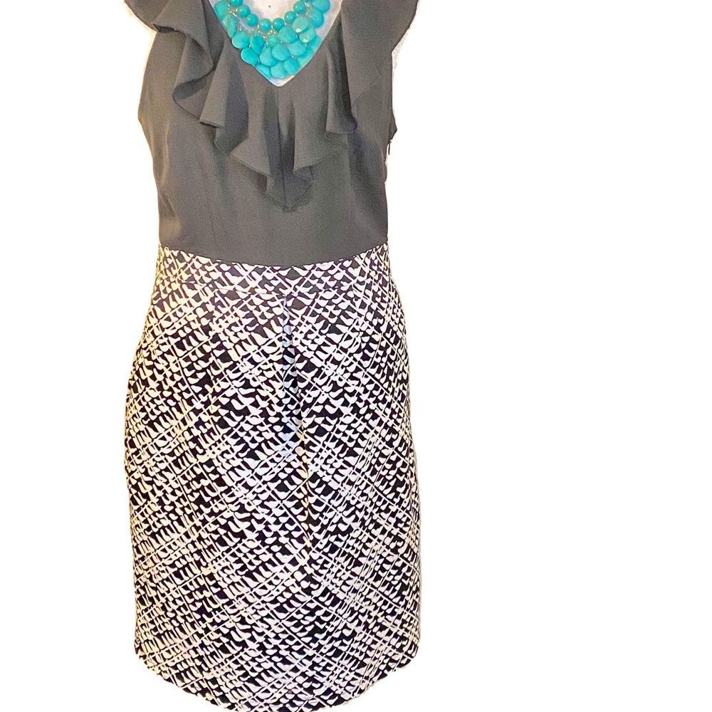 Mixed print dress, mid thigh, 35in, scalloped neck